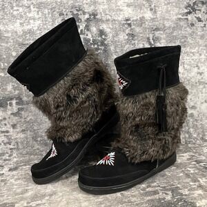 Minnetonka Women 11 Mukluk Moccasin Boots Beaded Black Boho Western Indie Sleaze